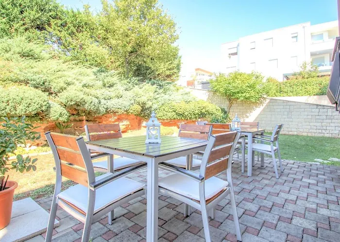 Διαμέρισμα Natasa Two *