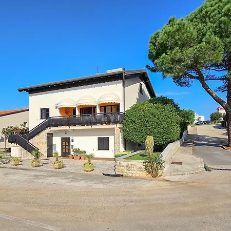 Natasa Two Apartamento *